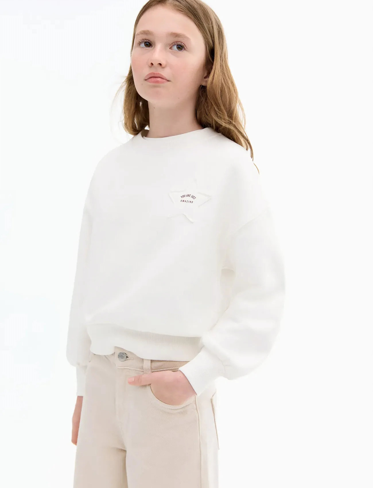 Mango Sweatshirt With Embroidered Star, 5-6, White, Sweatshirts & Hættetrøjer > Sweatshirts, Børn
