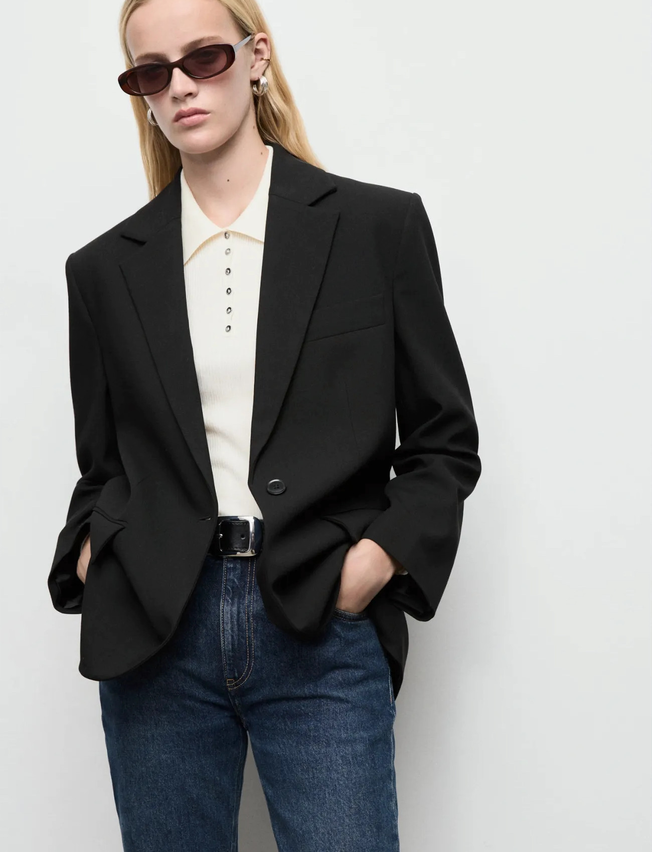 Mango Straight Jacket With Flap Pockets, XS, Black, Blazere > Enkeltradede Blazere, Dame