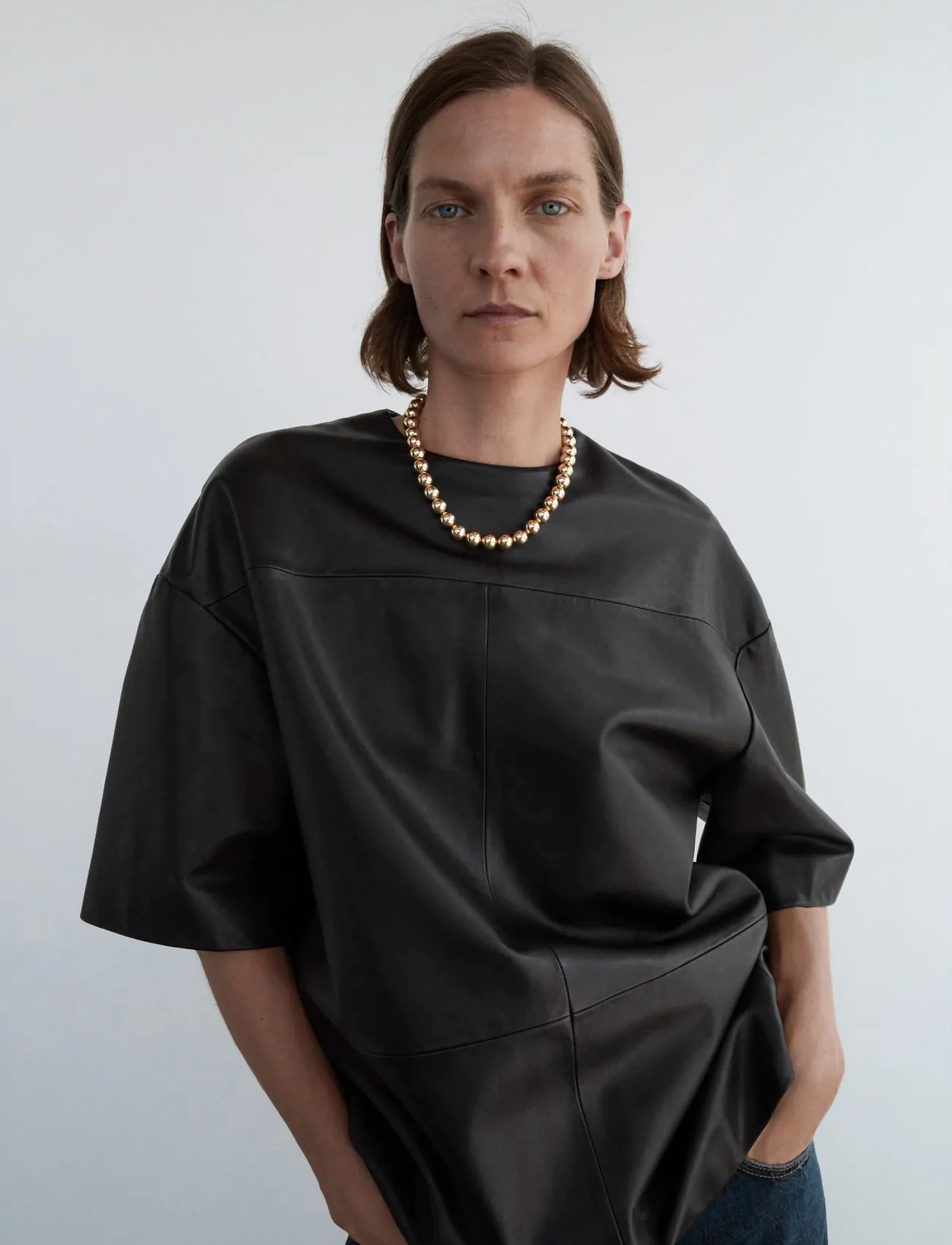 Mango 100% Leather Oversized T-Shirt, S, Black, T-Shirts & Toppe > Kortærmede, Dame