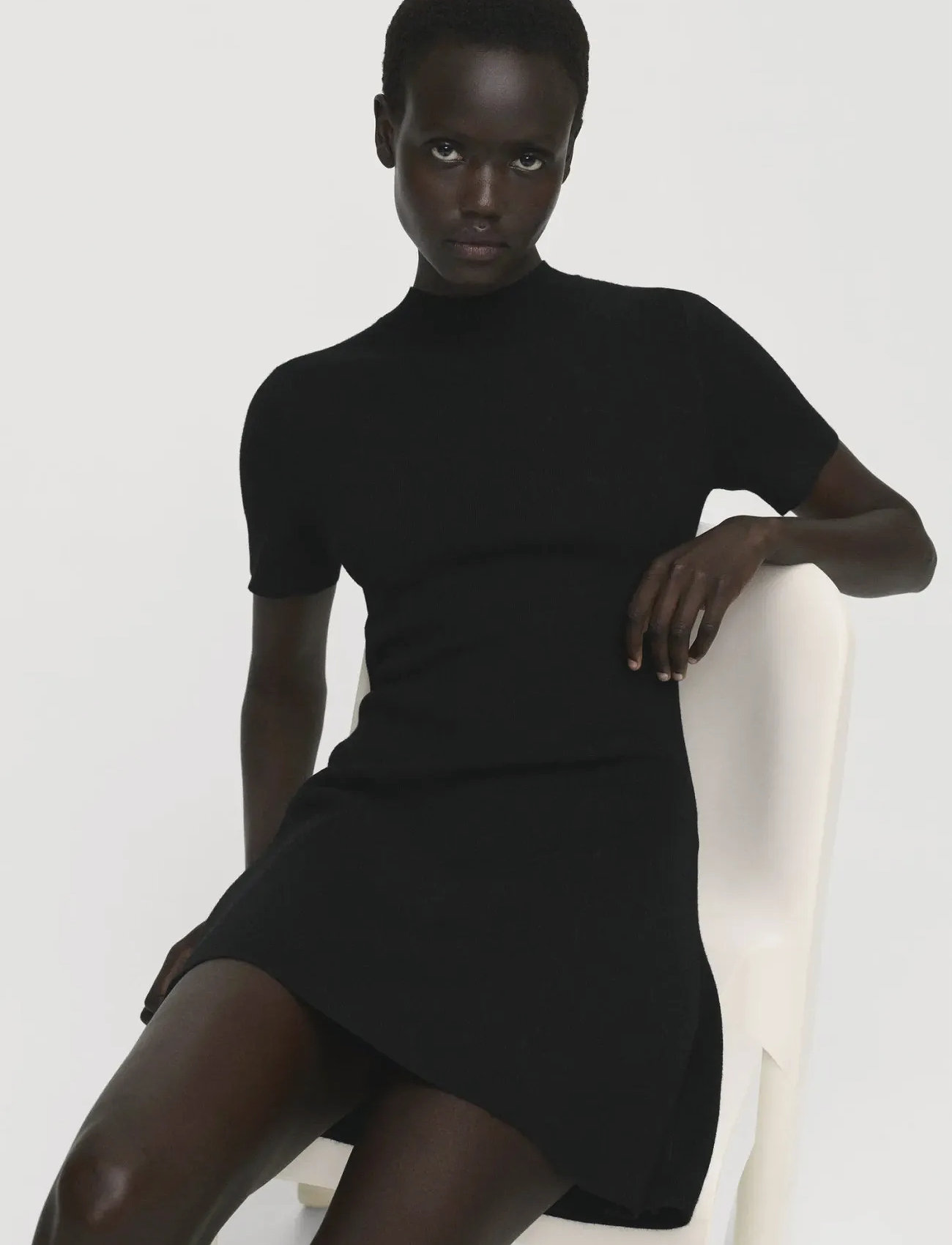 Mango Fine-Knit Flared Dress, S, Black, Kjoler > Kort Kjole, Dame