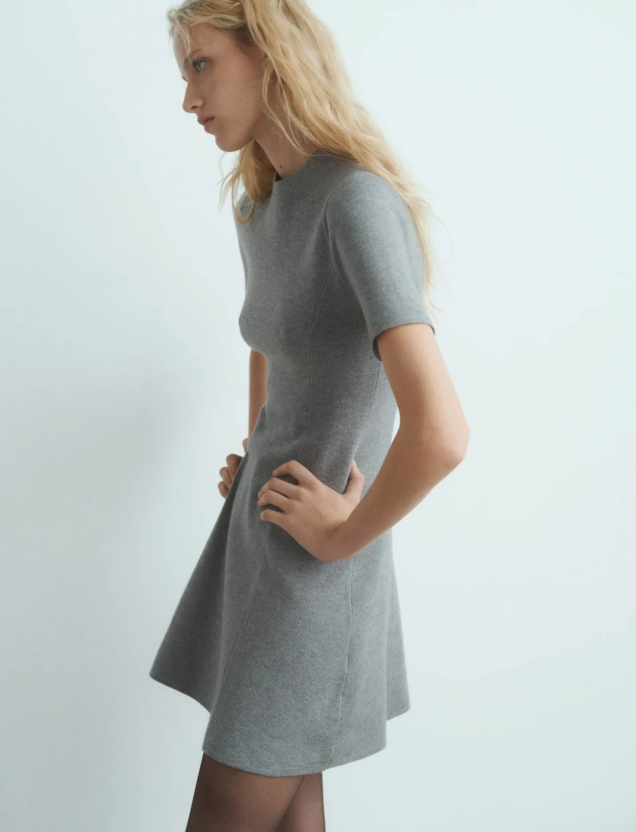 Mango Fine-Knit Flared Dress, M, Grey, Kjoler > Kort Kjole, Dame