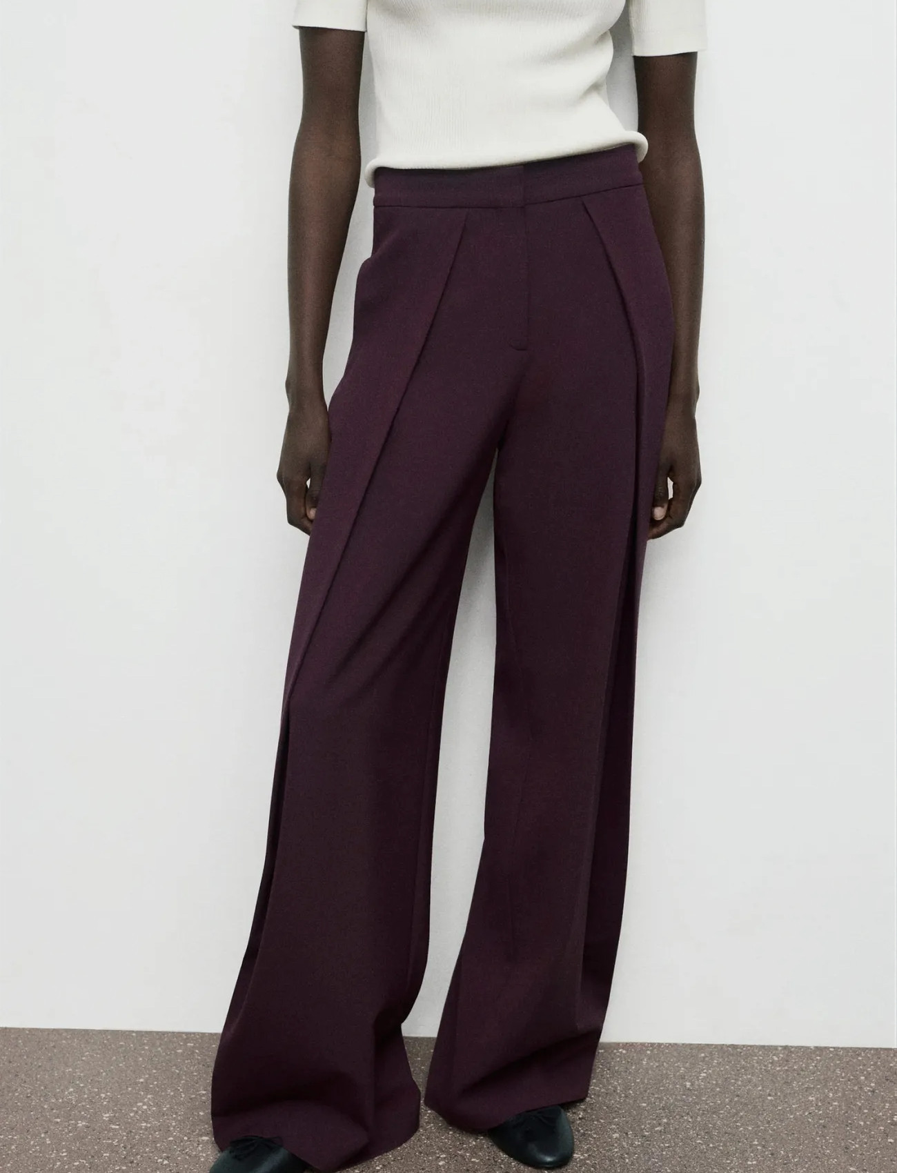Mango Pleated Wide Leg Trousers, 34, Burgundy, Bukser > Brede Ben, Dame
