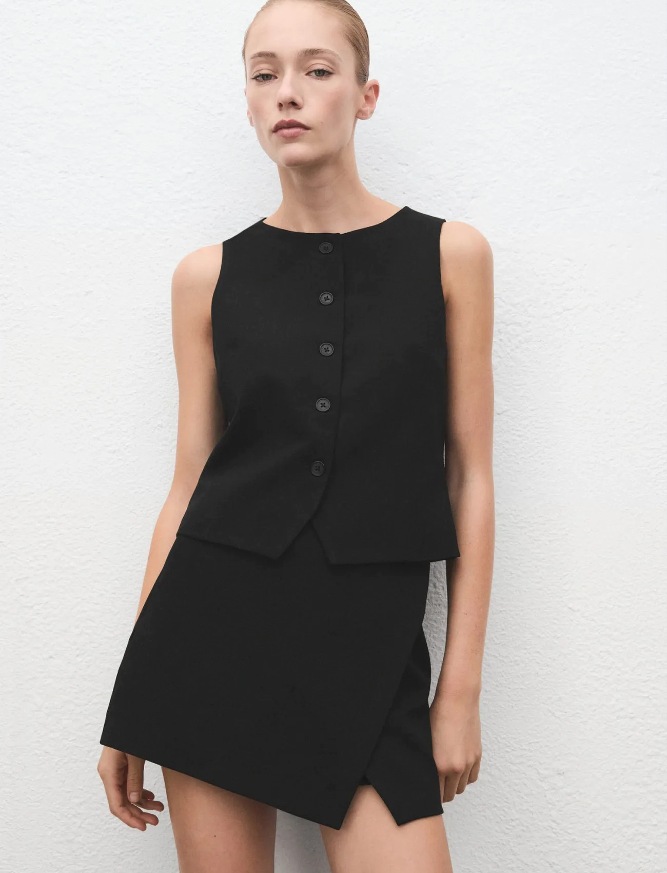 Mango Suit Waistcoat With Buttons, L, Black, Veste > Strikkede Veste, Dame