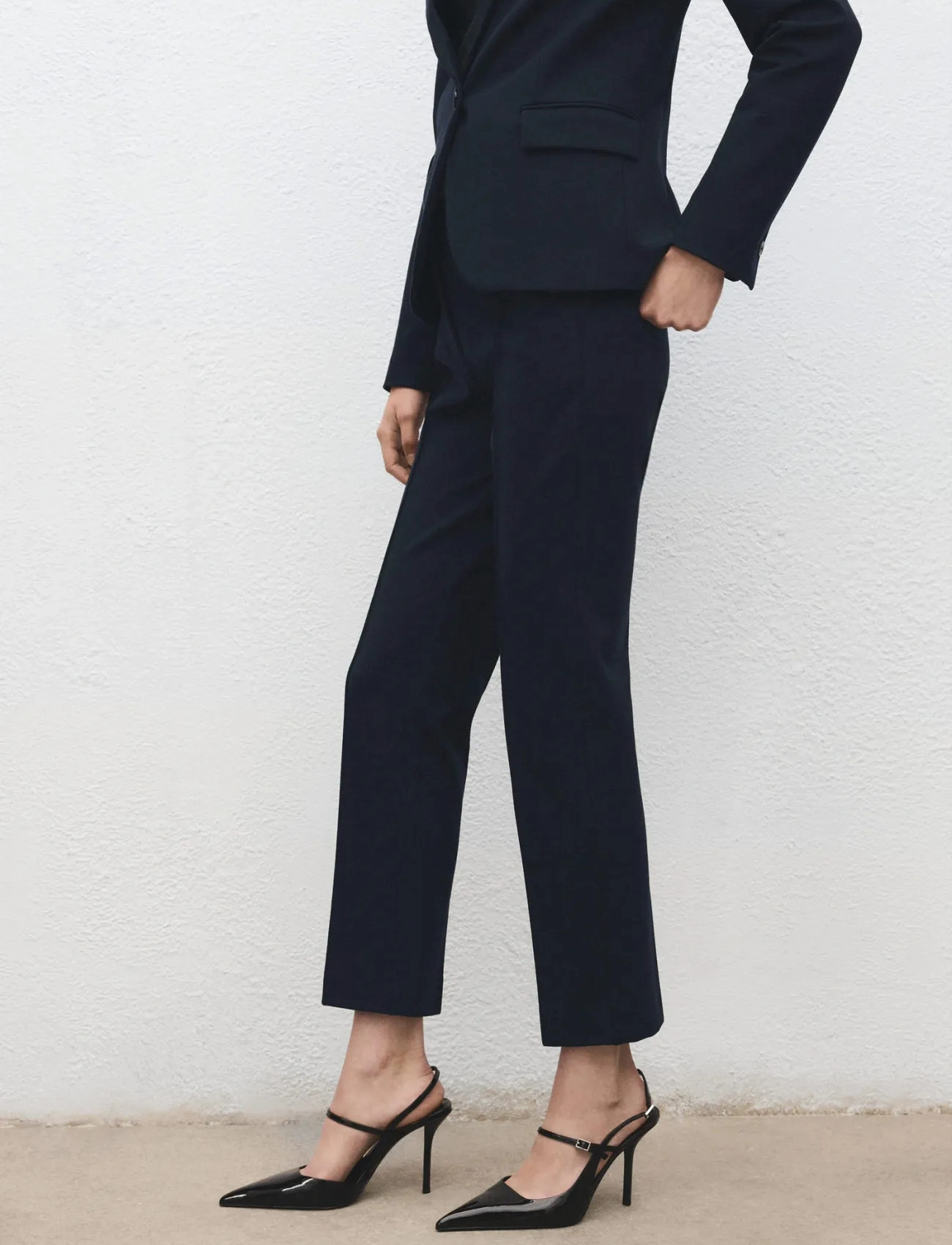 Mango Mid-Rise Suit Trousers, 46, Navy, Bukser > Capri-Bukser, Dame