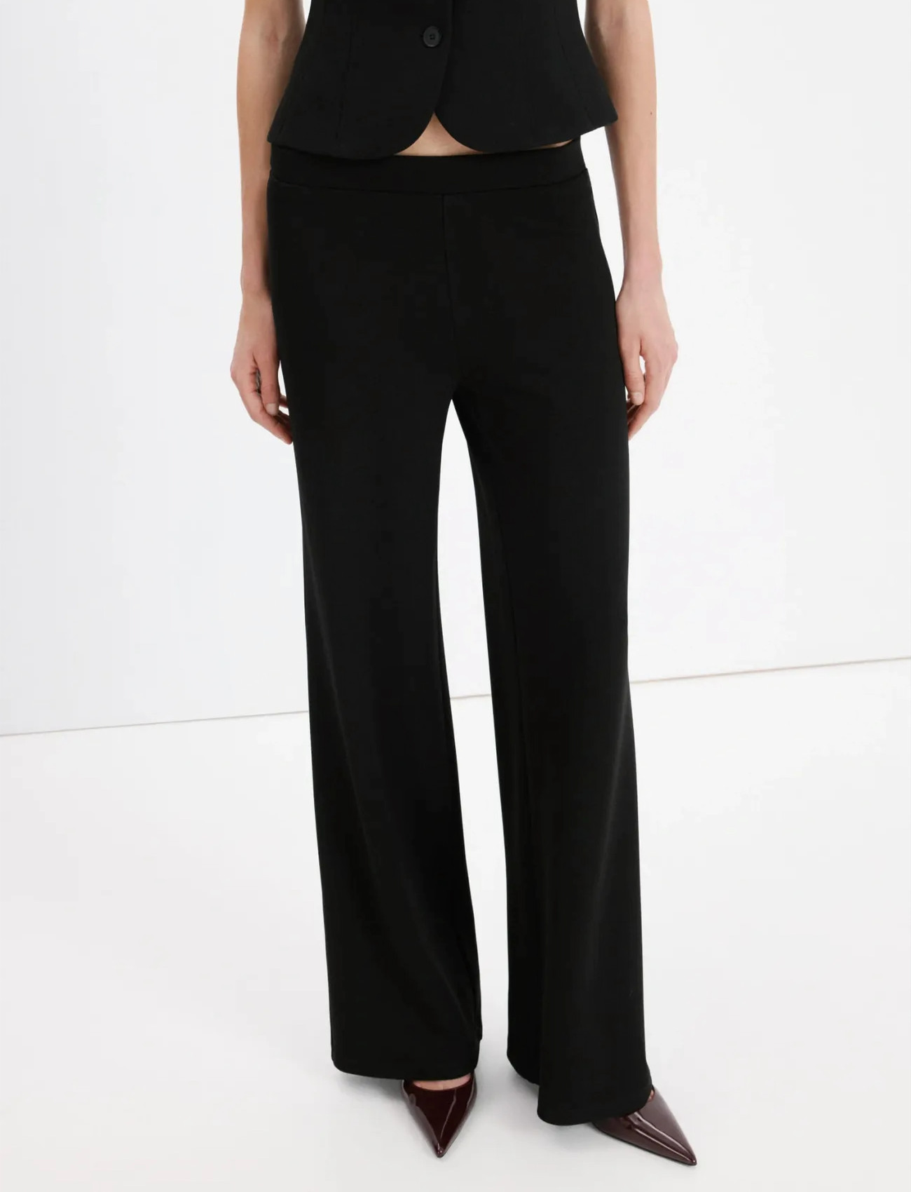 Mango Straight Low-Rise Suit Trousers, L, Black, Bukser > Lige Ben, Dame