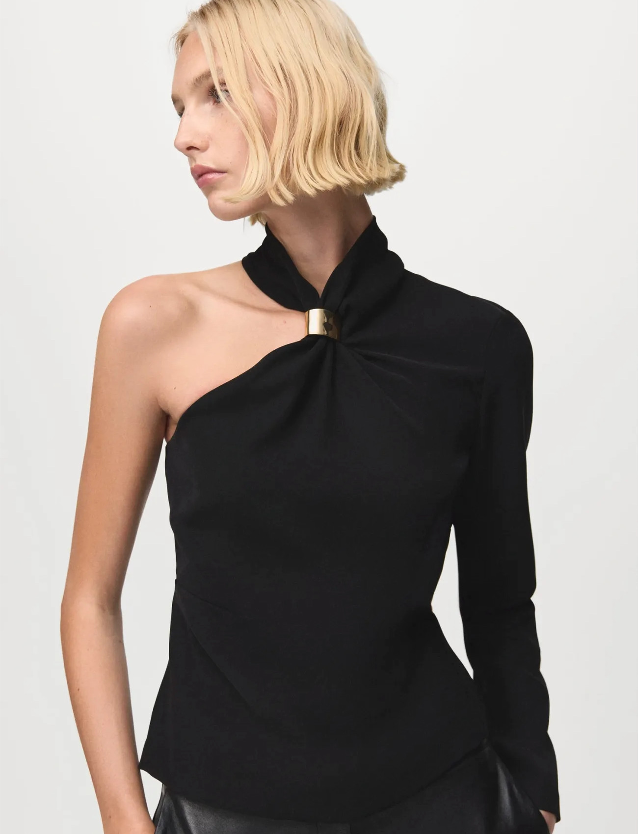 Mango Asymmetrical Blouse With Metallic Detail, S, Black, Toppe > Festtoppe, Dame