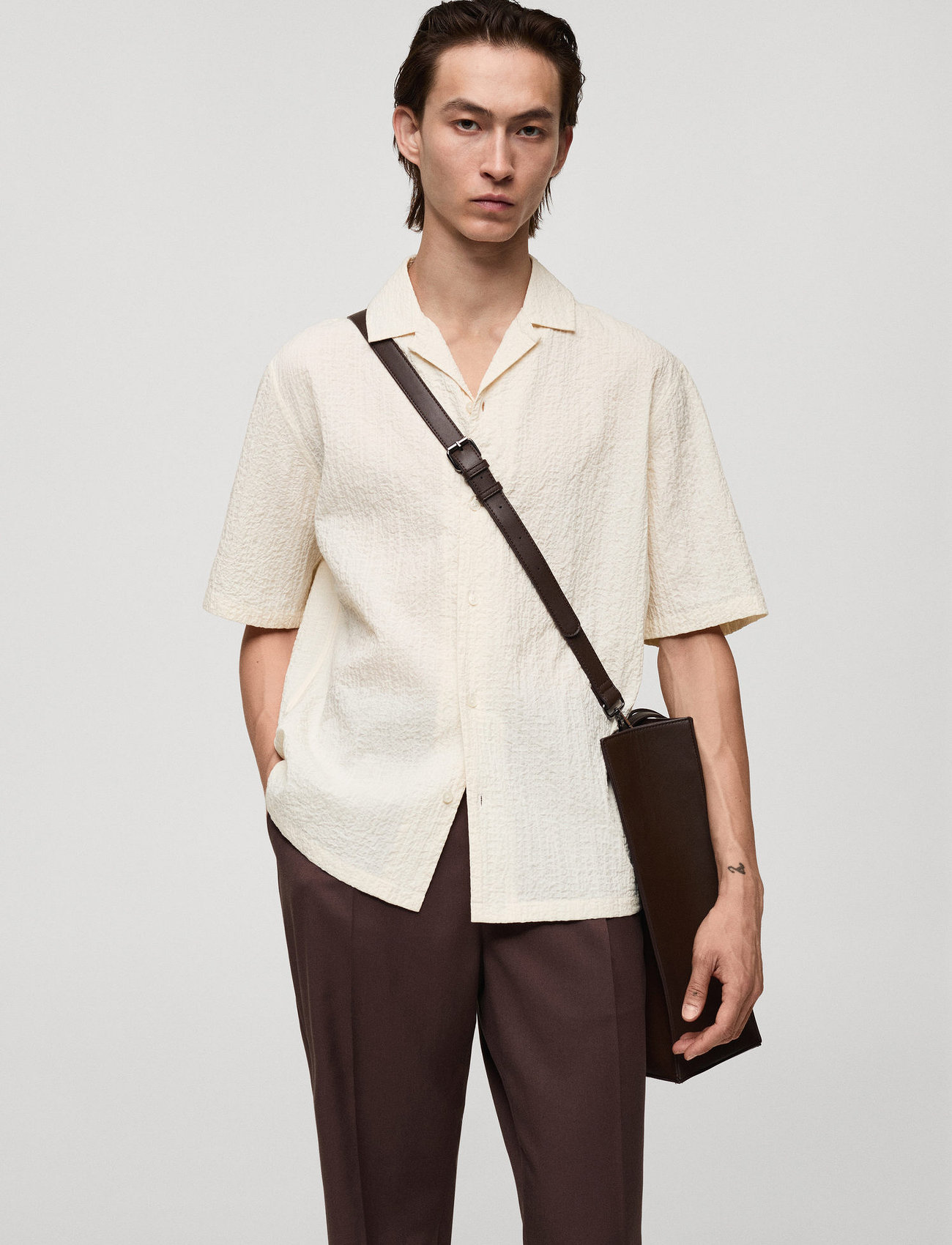 Mango Seersucker Shirt With Bowling Collar, S, Beige, T-Shirts > Kortærmede, Herre
