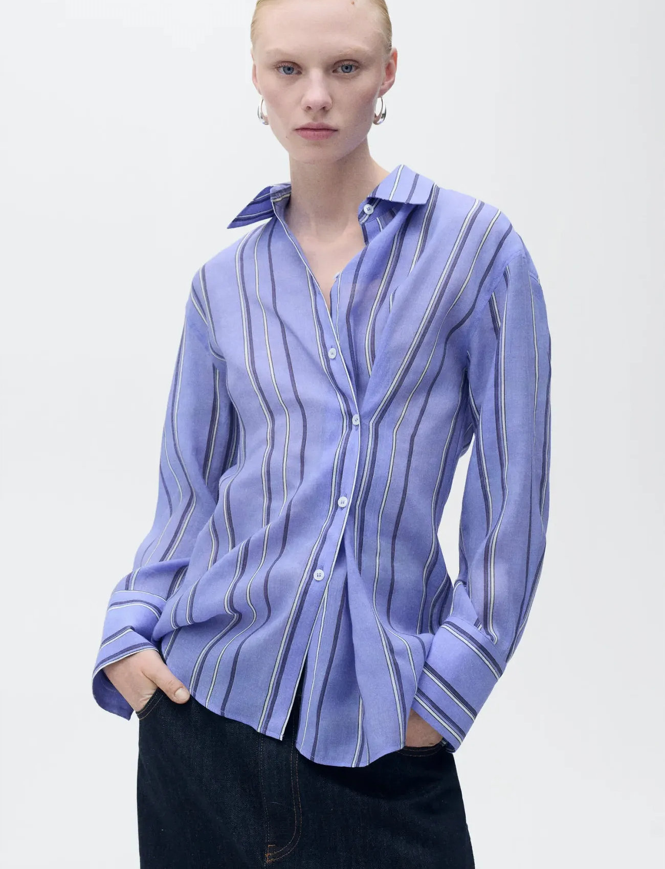 Mango Striped Shirt With Multi-Position Closure, L, Blue, Skjorter > Langærmede, Dame