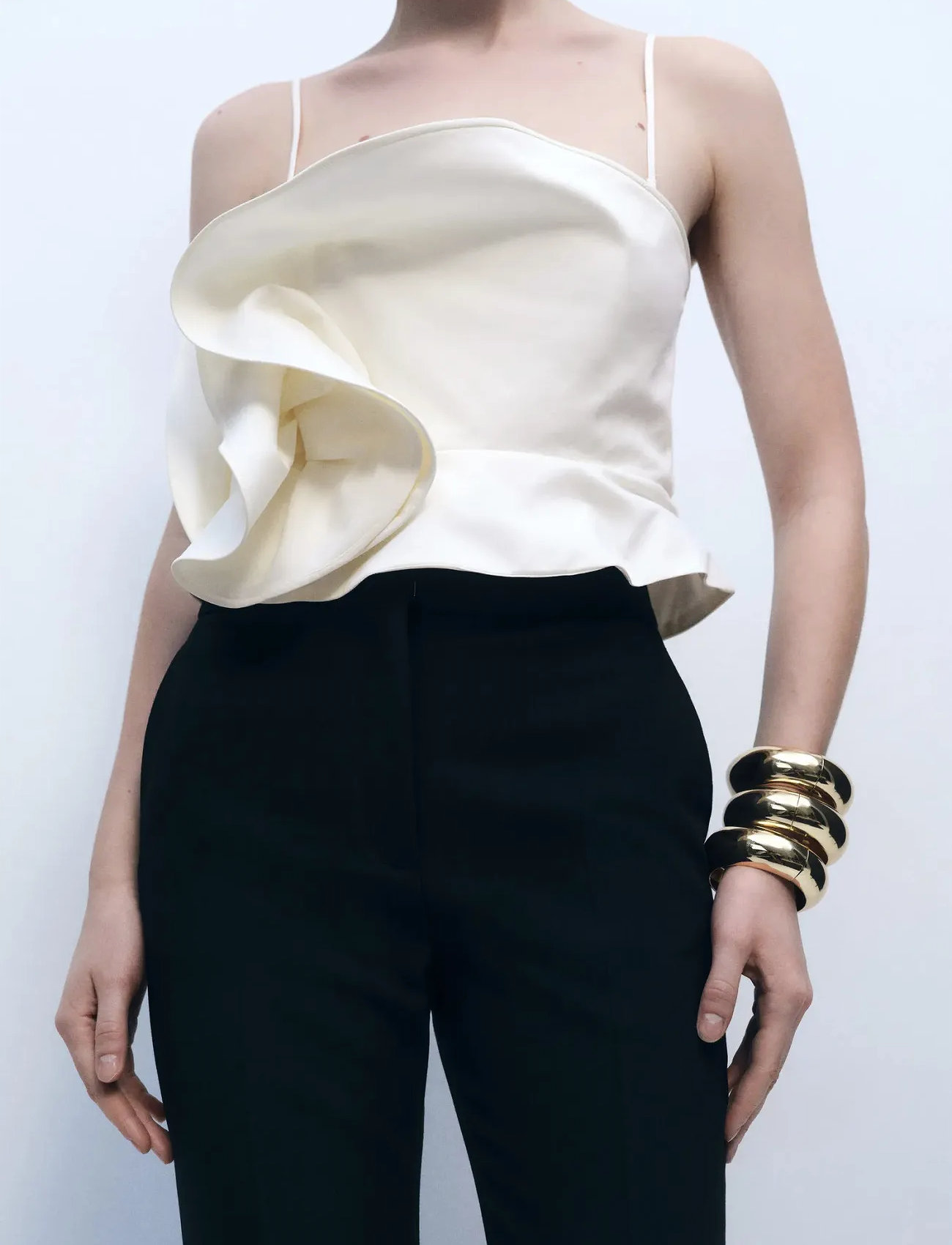 Mango Maxi Ruffle Top, XS, White, Bluser > Uden Ærmer, Dame