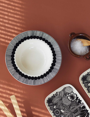 Marimekko Home - SIIRTOLAPUUTARHA DEEP PLATE - pasta plates - white, black - 3