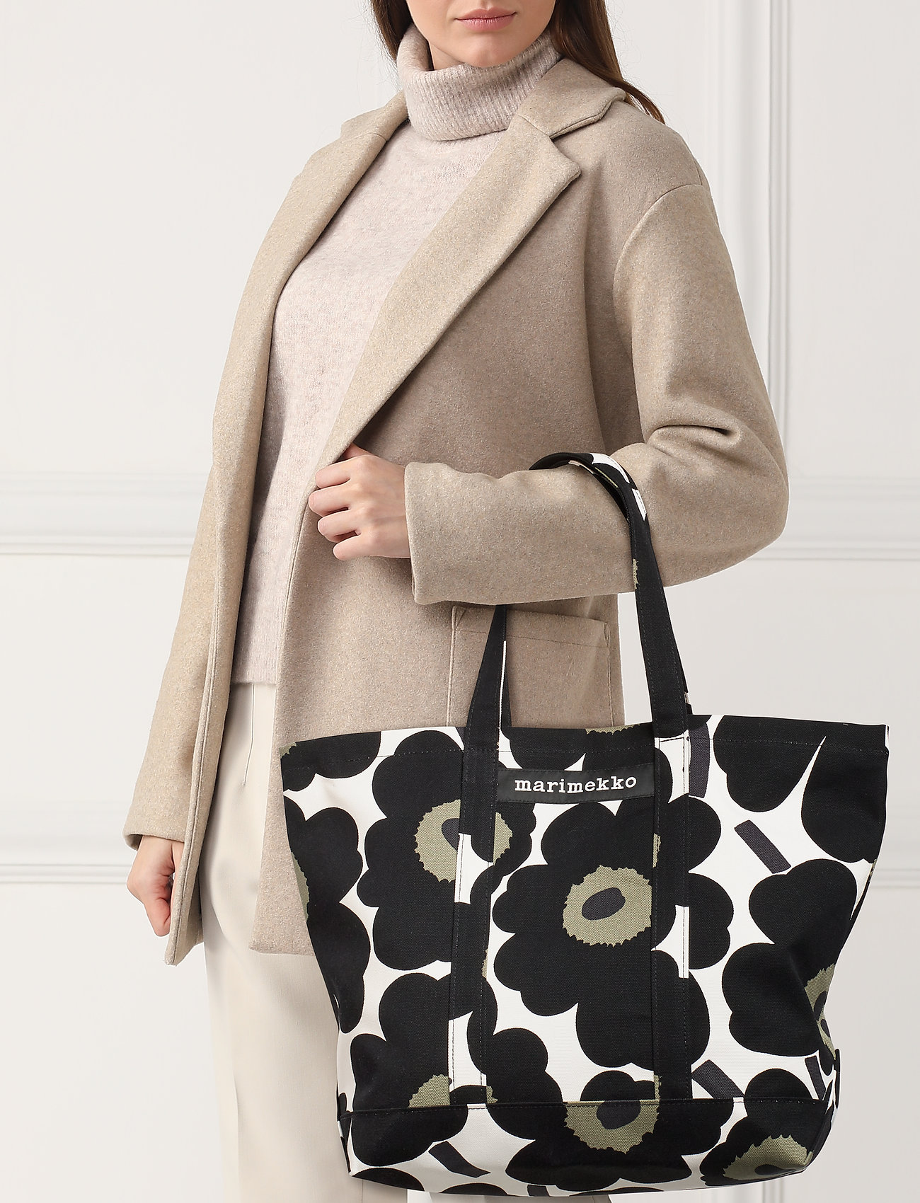 Peruskassi Pieni Unikko Bag White Black 135 Marimekko