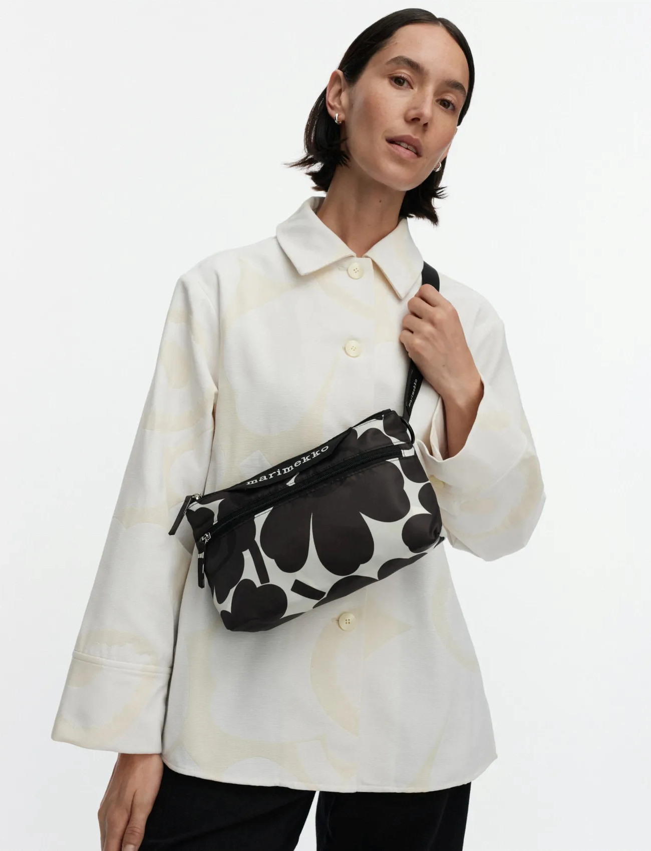 Marimekko Neat Crossbody Unikko S, One Size, Black, Tasker > Crossbody-Tasker, Dame