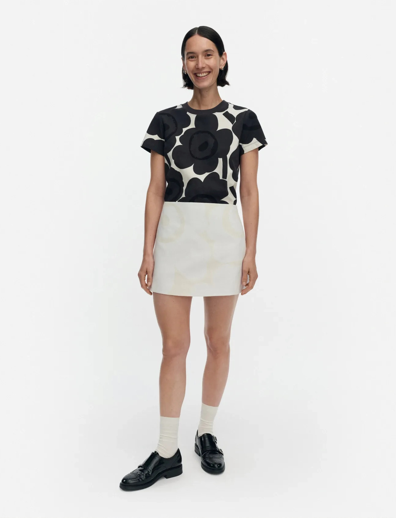 Marimekko Kirjasto Unikko, 38, White, Nederdele > Korte Nederdele, Dame