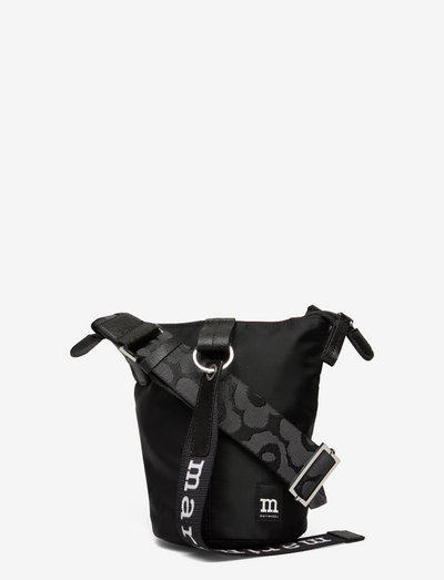 Essential bucket