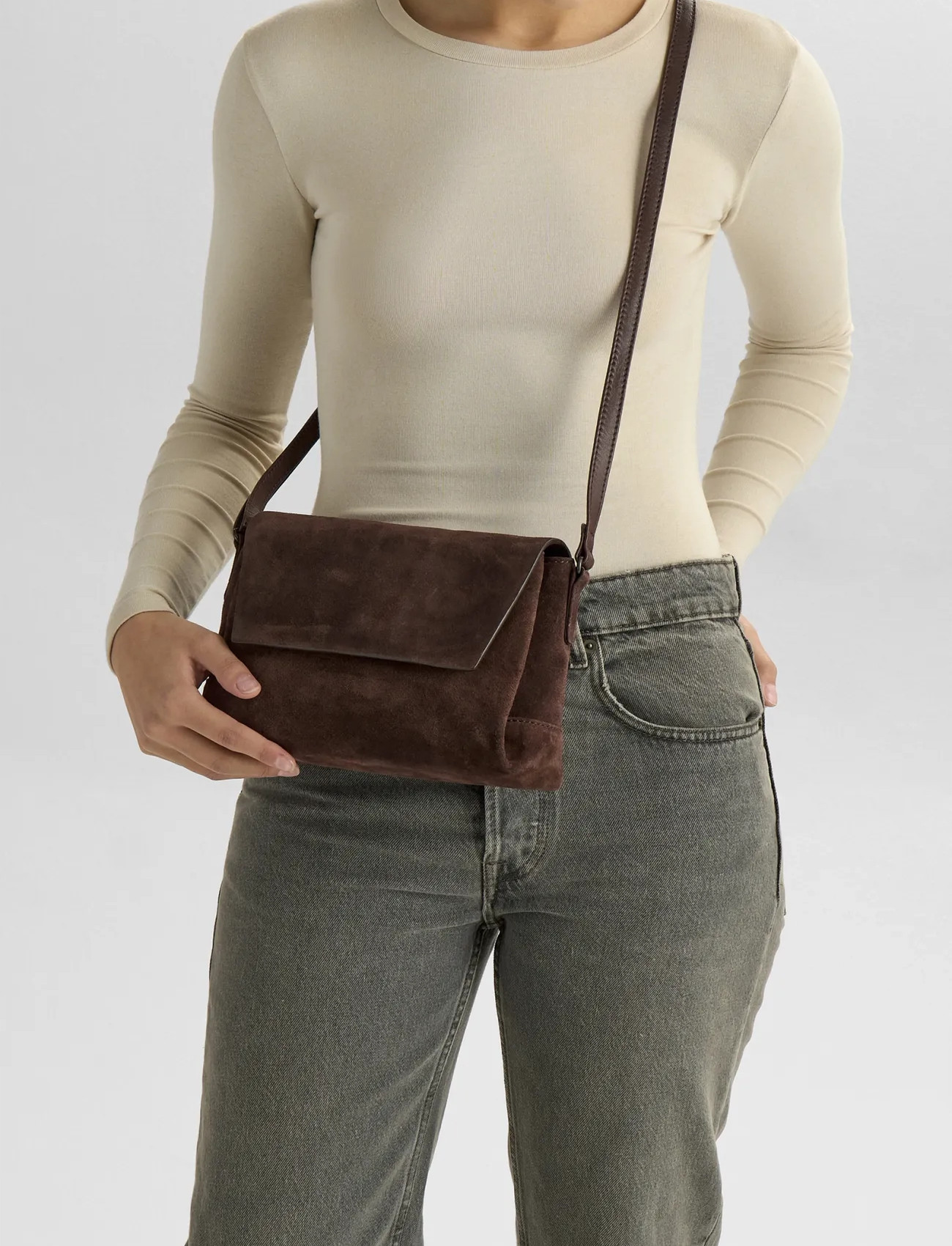 Markberg Julesmbg Crossbody Bag, Suede, One Size, Brown, Tasker > Crossbody-Tasker, Dame