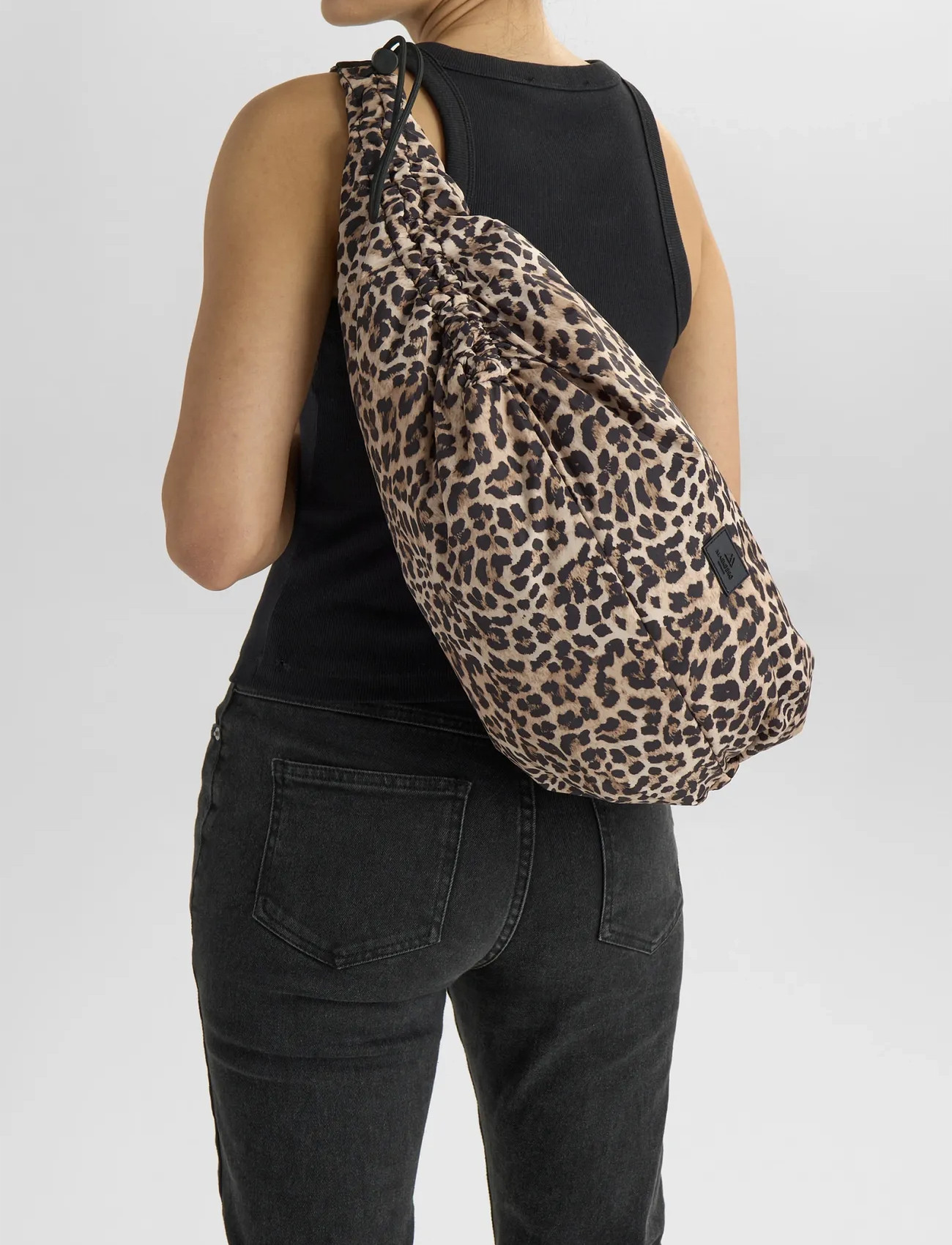 Markberg Alpinembg Bag, Recycled, One Size, Black, Tasker > Crossbody-Tasker, Dame