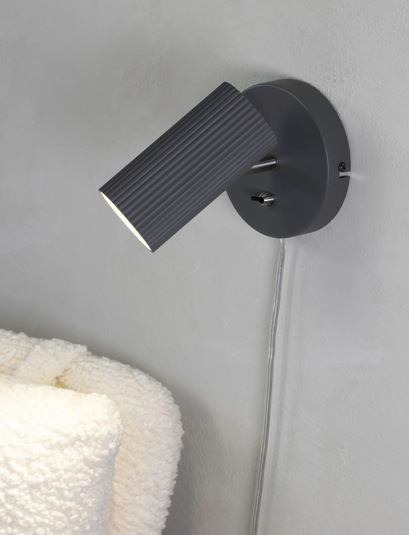 Markslöjd Lighting Costilla Wall Lamp, One Size, Black, Lamper > Væglamper, Unisex