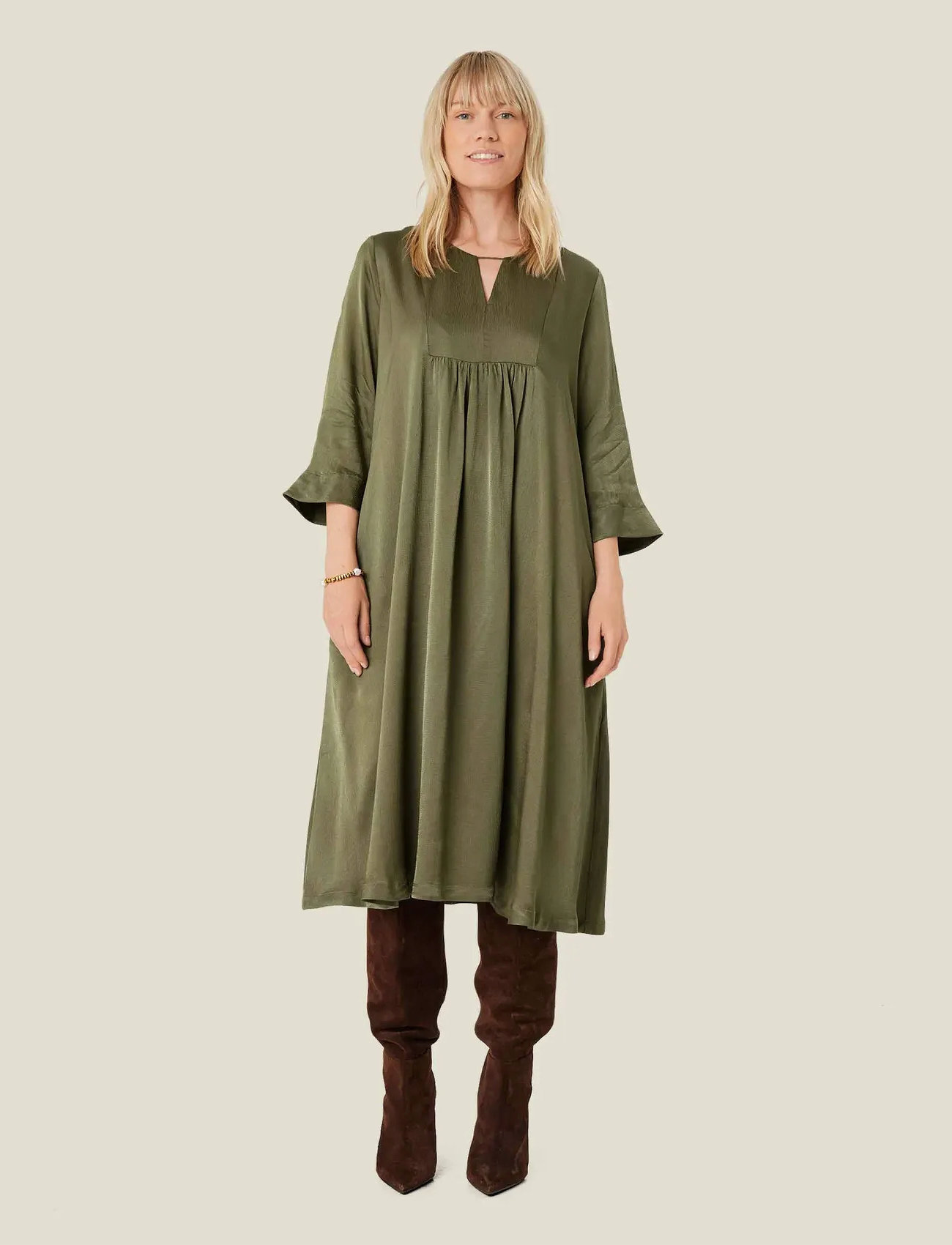 Masai Manadyne, XS, Khaki green, Kjoler > Knælange Og Midi, Dame