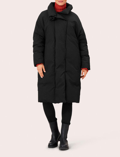 Masai Tabine - 319 €. Buy Padded Coats from Masai online at Boozt.com ...