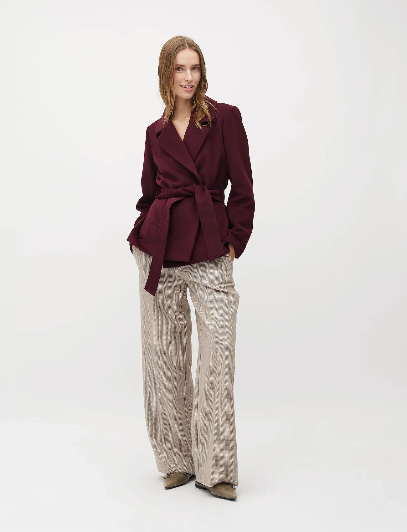 mbyM Tanni Short-M, XS, Burgundy, Jakker > Uldjakker, Dame