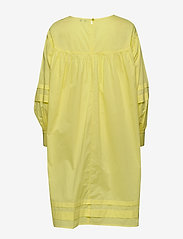 mbyM - Merwin - midi kjoler - charlock yellow - 1