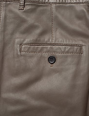 MDK / Munderingskompagniet - Iris leather pants - leather trousers - bungee cord - 4