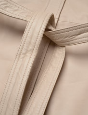 MDK / Munderingskompagniet - Clare thin leather dress - everyday dresses - sand shell - 3