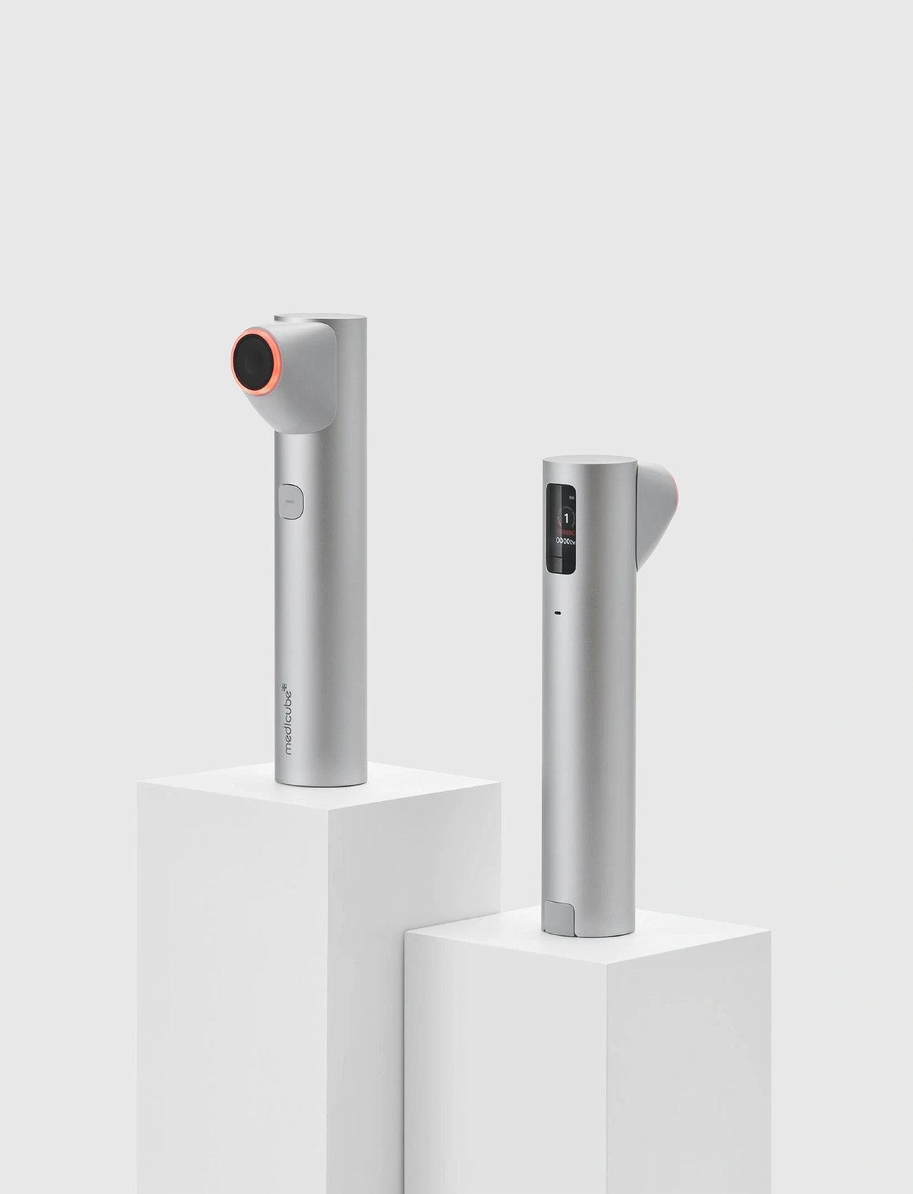 Medicube Age-R High Focus Shot, One Size, Silver, Hudpleje > Skønhedsteknologi, Dame