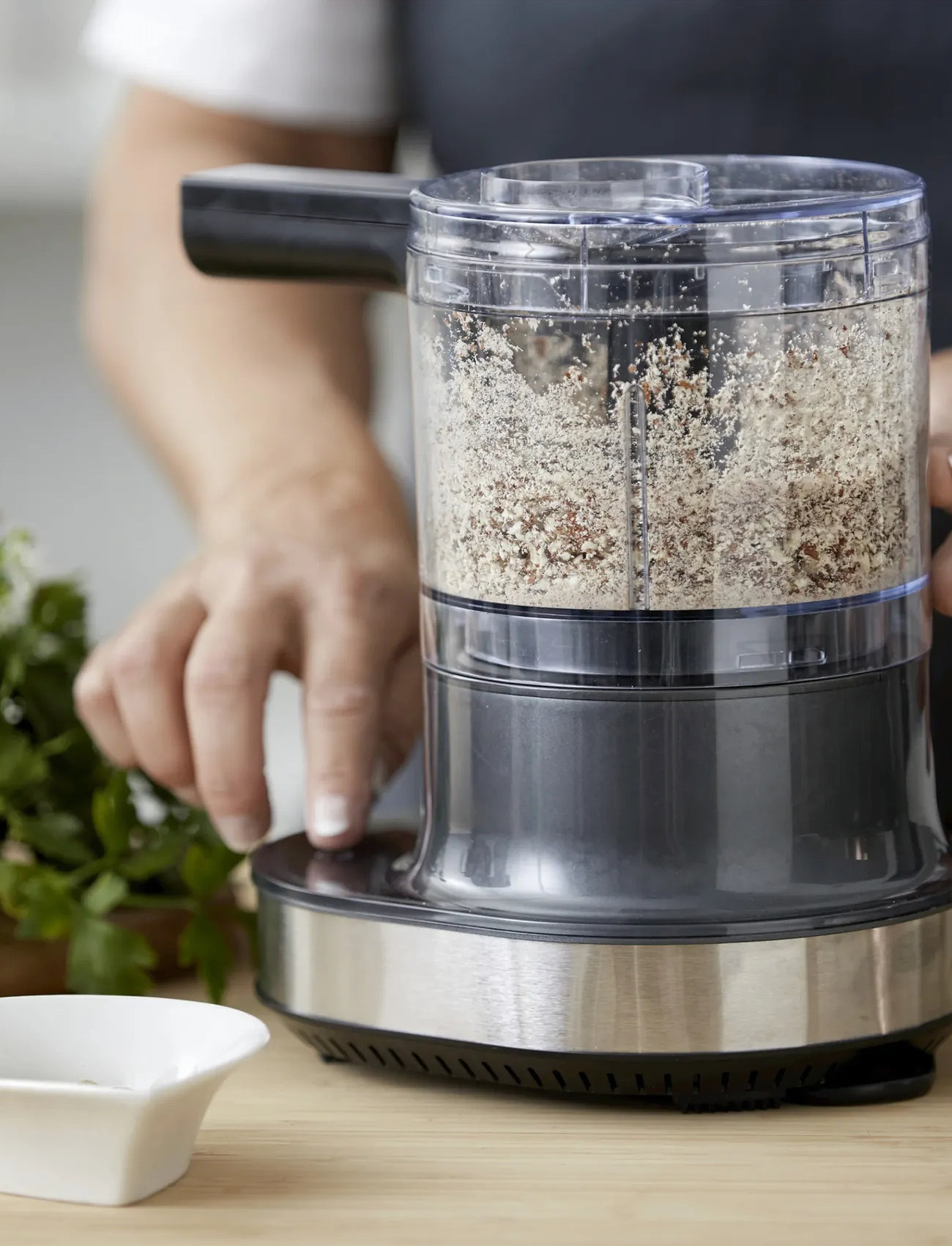 Blomsterbergs Multihakker 300 Watt, 0.6 L, Grey, Køkkenmaskiner > Foodprocessorer, Unisex