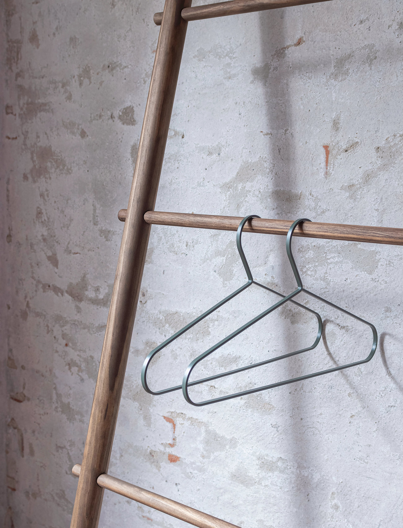 Mette Ditmer Hang-It Hanger, One Size, Green, Opbevaring > Bøjler, Unisex