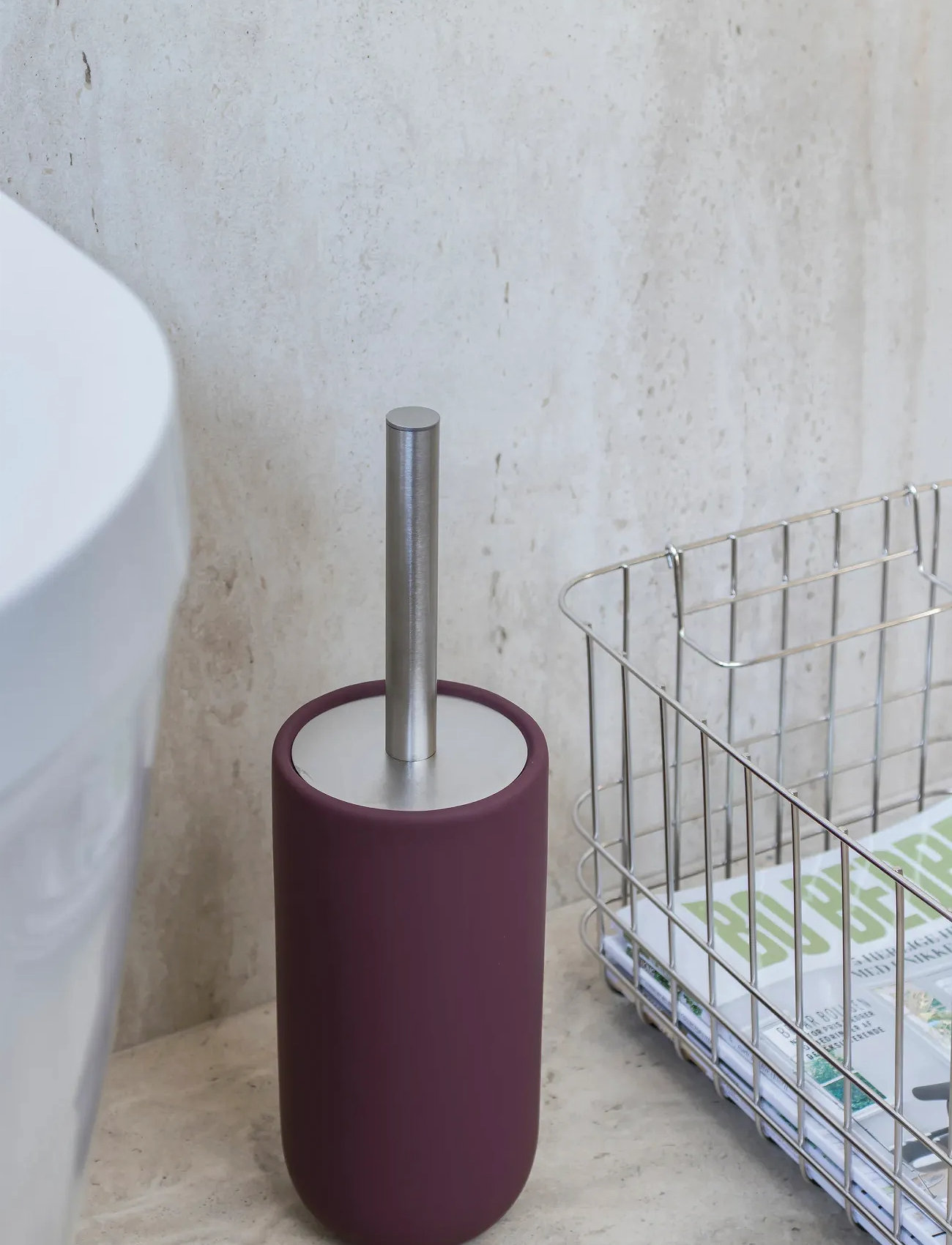 Mette Ditmer Lotus Play Toilet Brush Holder (2 Handles), H21XØ10 cm, Burgundy, Badeværelsesinteriør > Toiletbørster, Unisex