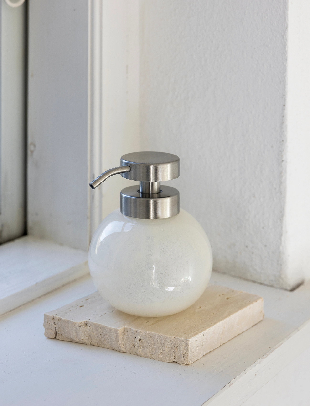 Mette Ditmer Opal Dispenser, One Size, Cream, Badeværelsesinteriør > Sæbepumper Og Sæbekopper, Unisex