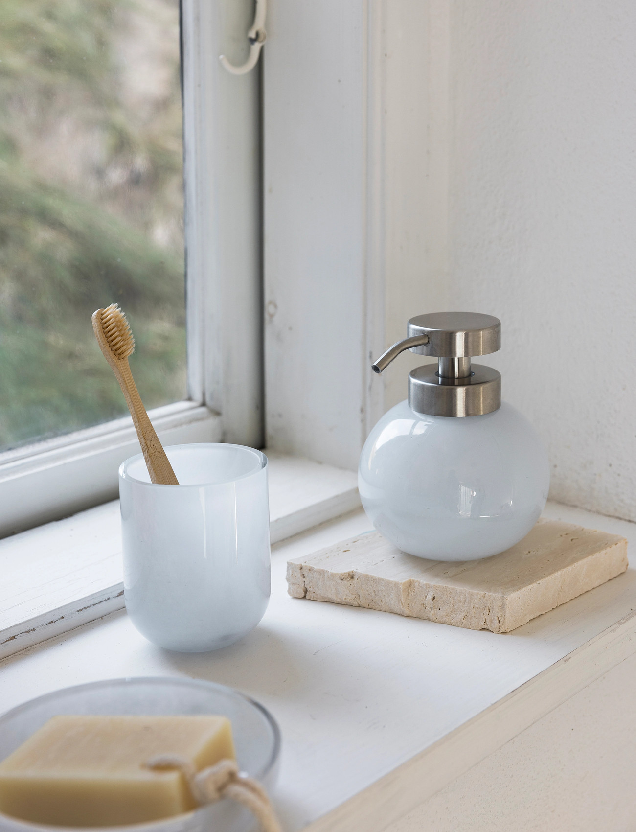 Mette Ditmer Opal Toothbrush Holder, One Size, Blue, Badeværelsesinteriør > Tandbørsteholder, Unisex
