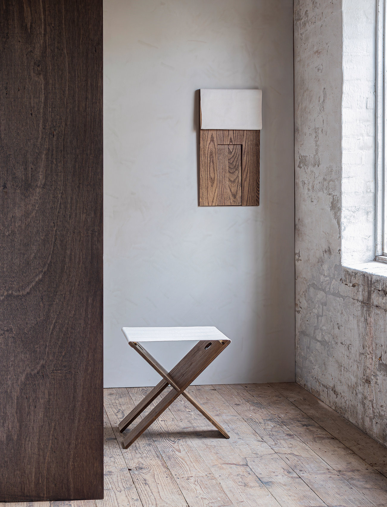 Mette Ditmer Roots Folding Stool, One Size, Brown, Stole Og Skamler > Skamler Og Bænke, Unisex