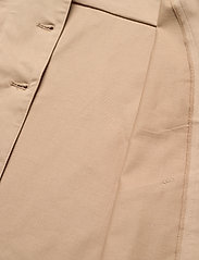 Calina Jacket (Nomad Sand) (715 kr) Minus | Nomad sand Calina jacket Minus Lette jakker - Dameklær er billig