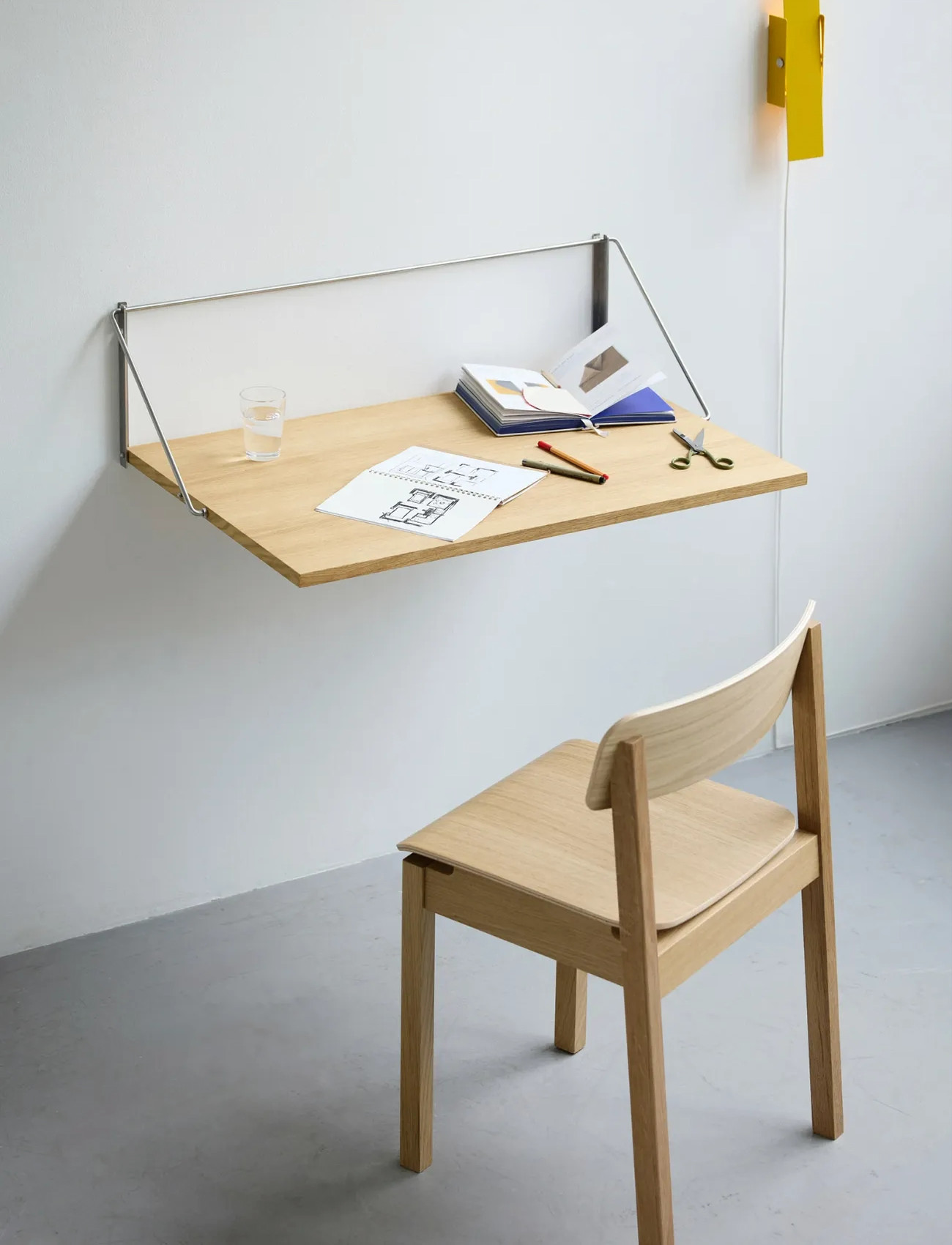 MOEBE Fold-Out Desk, One Size, Brown, Borde > Skriveborde, Unisex