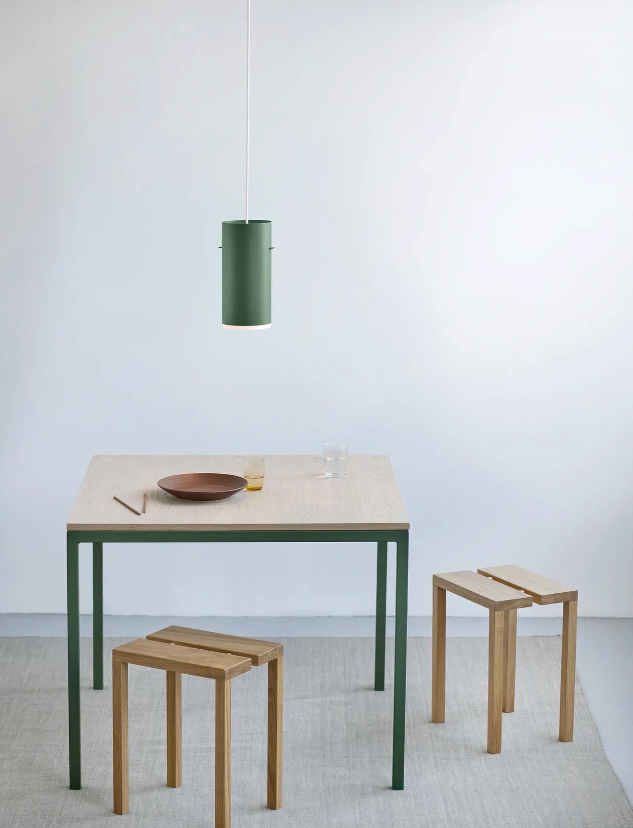 MOEBE Tube Pendant, Pine Green, Large, 14X8 cm, Green, Loftslamper > Pendellamper, Unisex