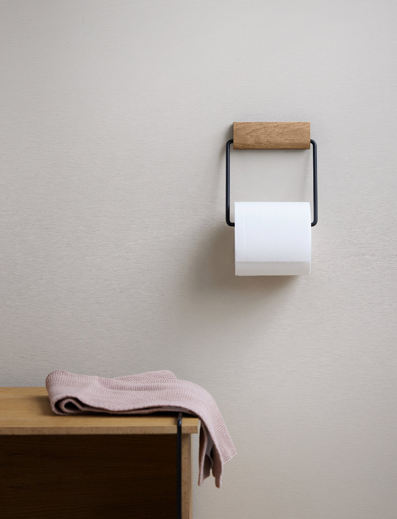 MOEBE Toiletrollholder, 1.5X12X14 cm x 14, Black, Badeværelsesinteriør > Toiletholdere Og -Knopper, Unisex