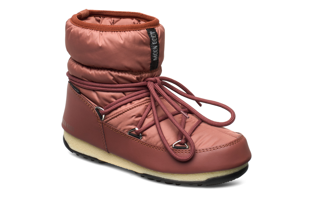 moon boot low wp