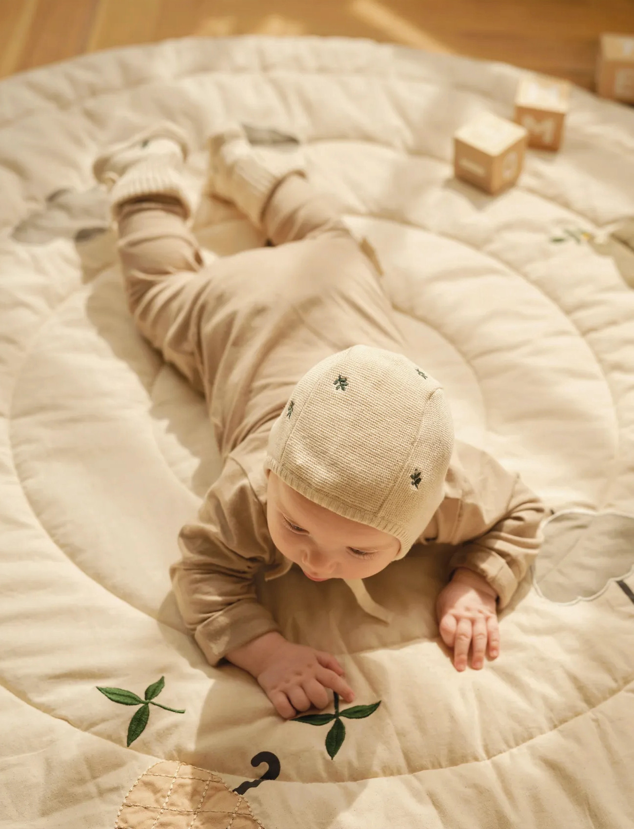 Moonboon Knitted Bonnet And Booties Giftbox, 3-6M(62/68 cm), Cream > Baby Gavesæt, Børn