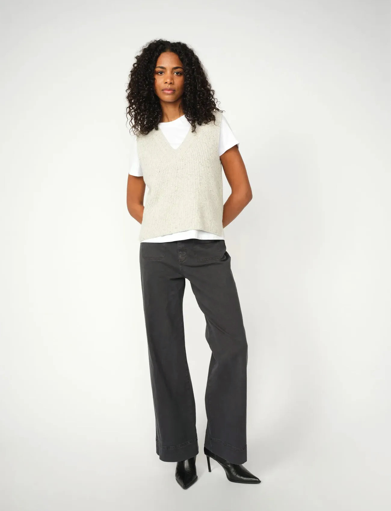 MOS MOSH Mmsoey Iglesia Pant, 31 Regular, Black, Jeans > Vidde, Dame