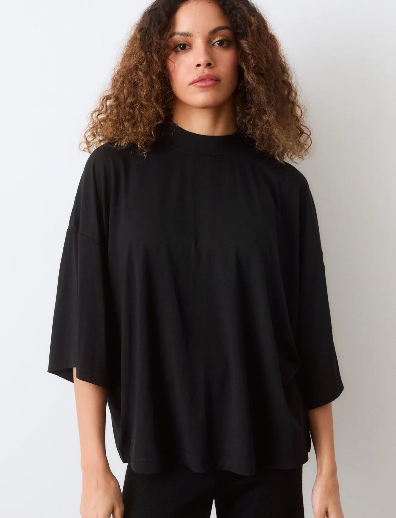 Movesgood Tuva Top, M, Black, T-Shirts & Toppe > Kortærmede, Dame
