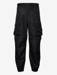 Tapered-leg cargo trousers Farfetch Boys Clothing Pants Cargo Pants Black 