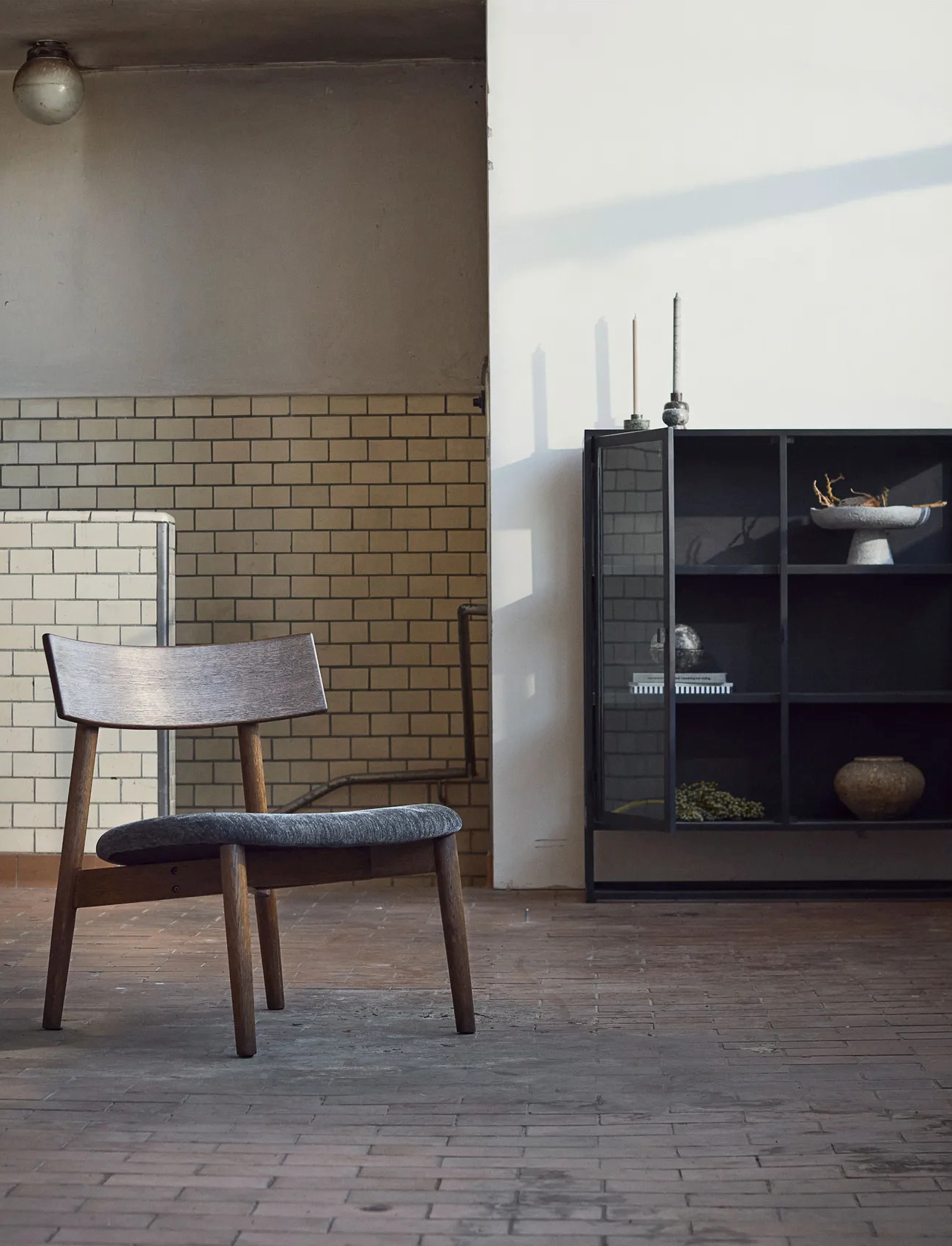 Muubs Lounge Chair Tetra - Dark Oil/Granite, One Size, Brown, Stole & Skamler > Lænestole, Unisex