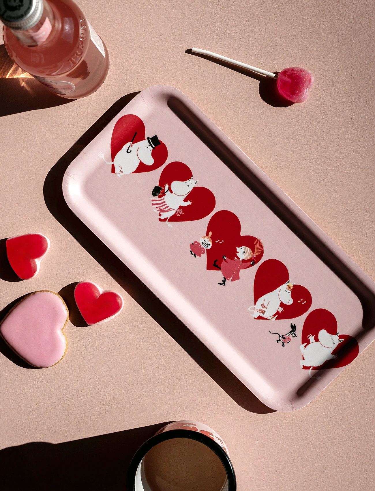 Muurla Moomin Tray Heart 27X13cm, 27X13 cm, Pink, Spisesteder Og Bordtilbehør > Bakker, Unisex