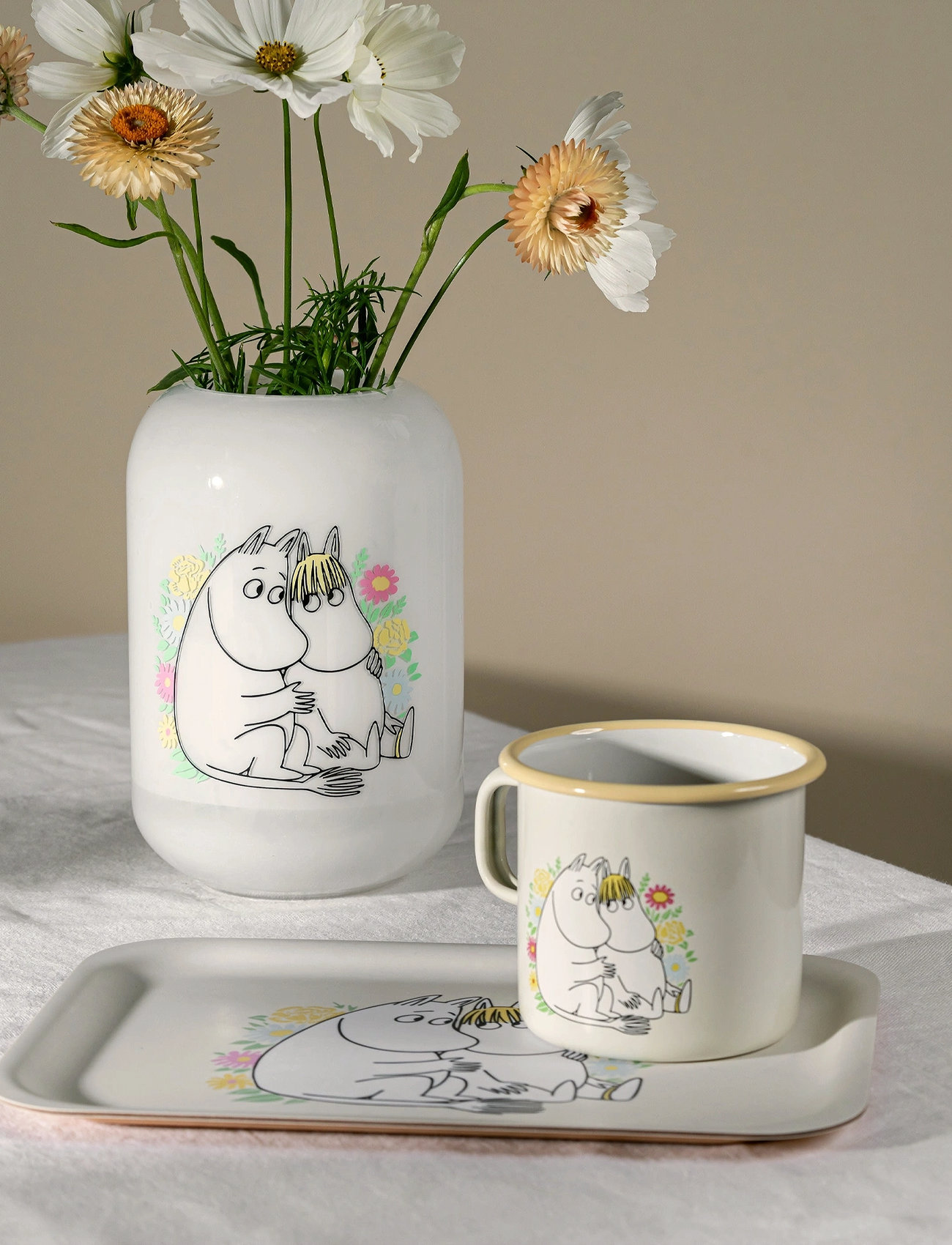 Muurla Moomin Vase Flowers 19cm, H19 cm, White, Vases > Other Vases, Unisex