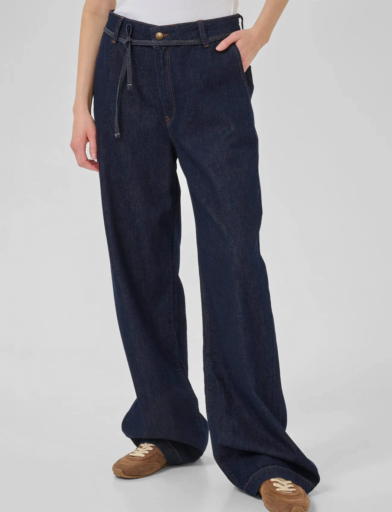 My Essential Wardrobe Mwcleo 143 Mid Wide, 29 x 32, Navy, Jeans > Vidde, Dame