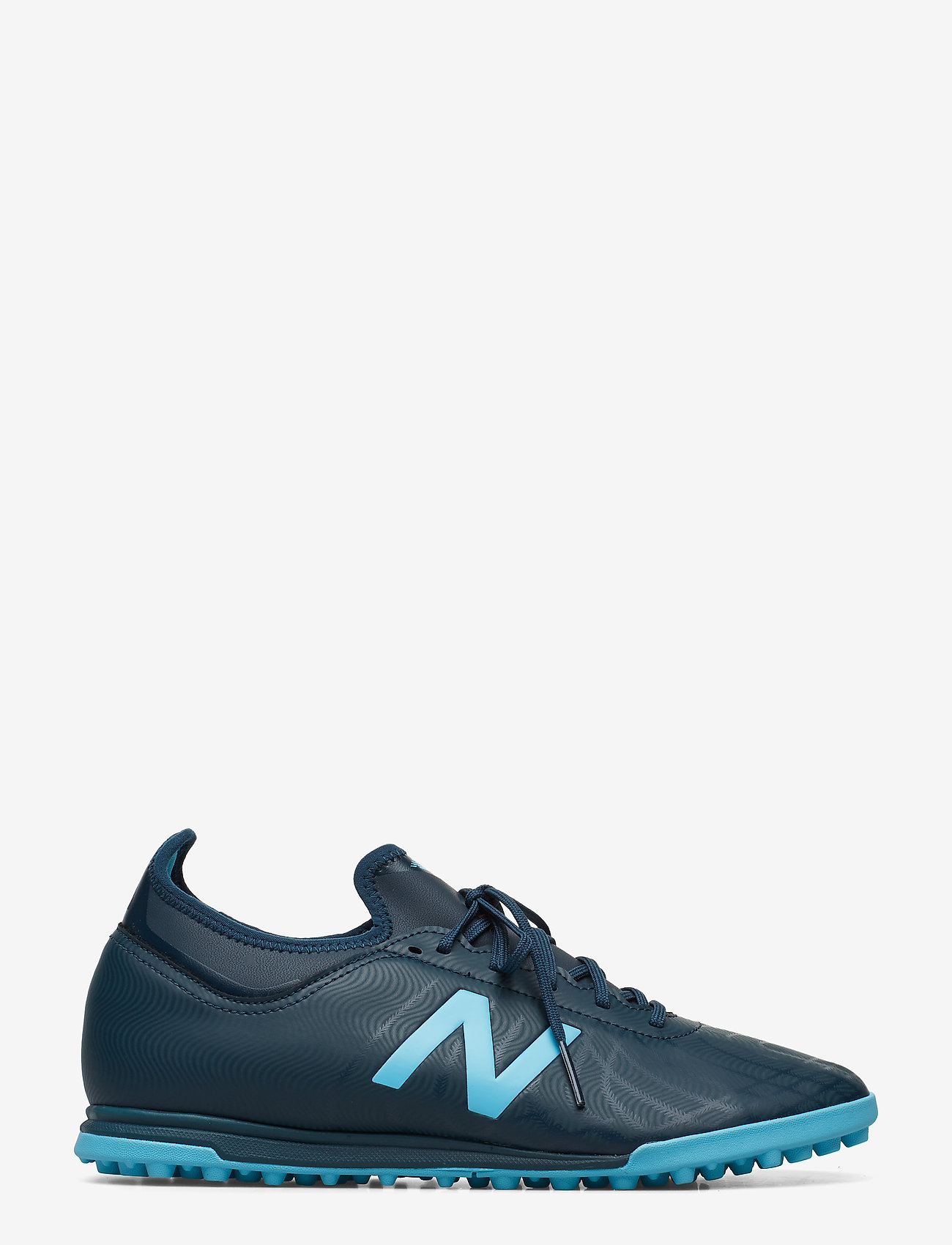new balance tekela tf