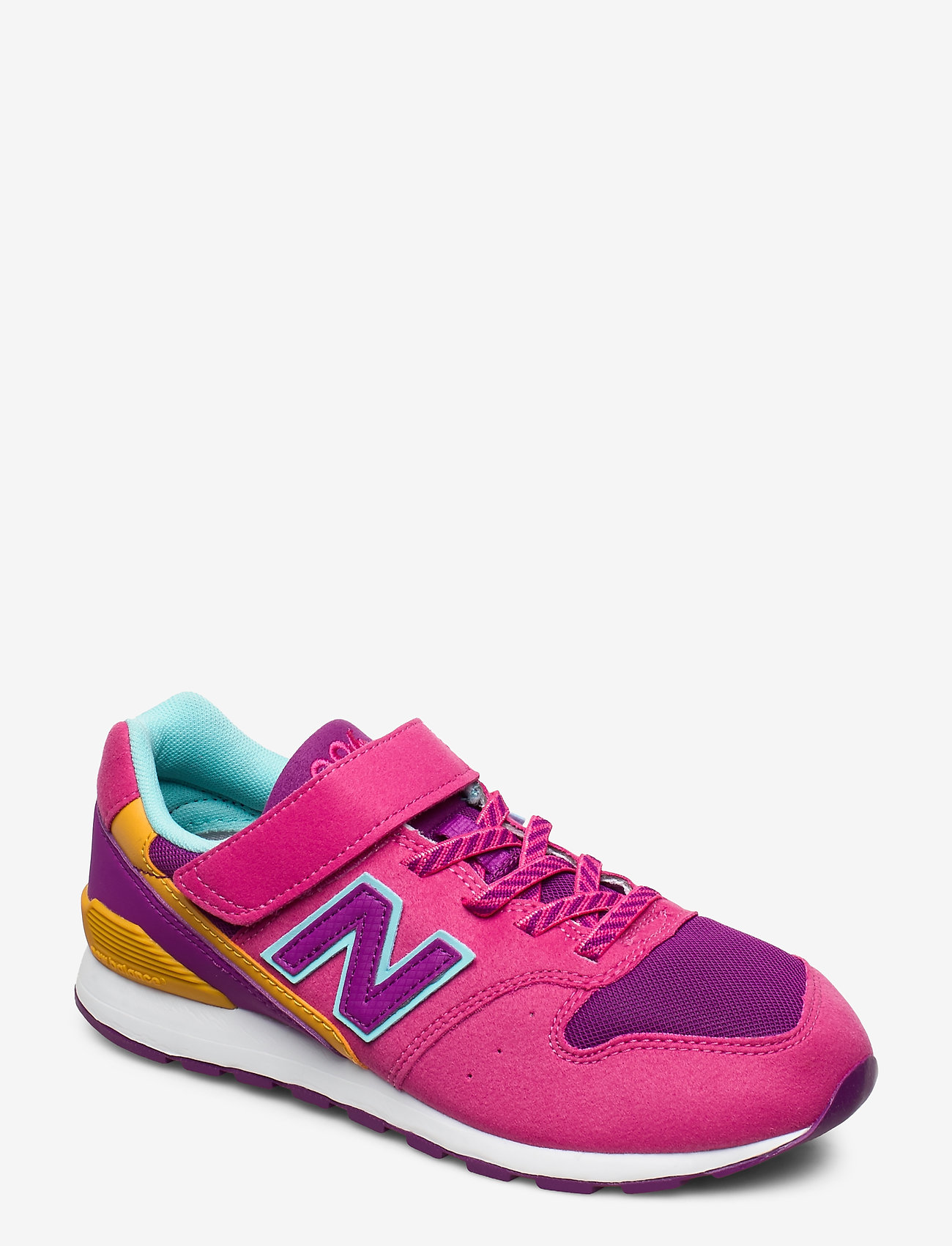 new balance magenta