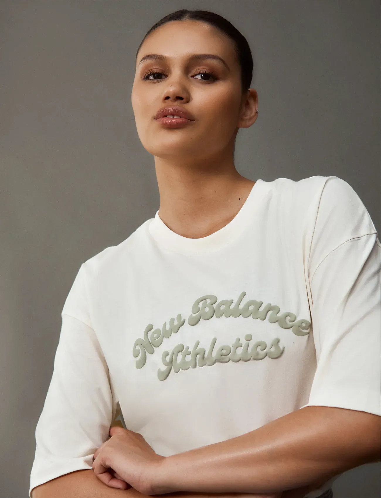 New Balance Linear Heritage Oversized T-Shirt, XS, Cream, Sports Overdele & T-shirts > Sport T-shirts, Dame